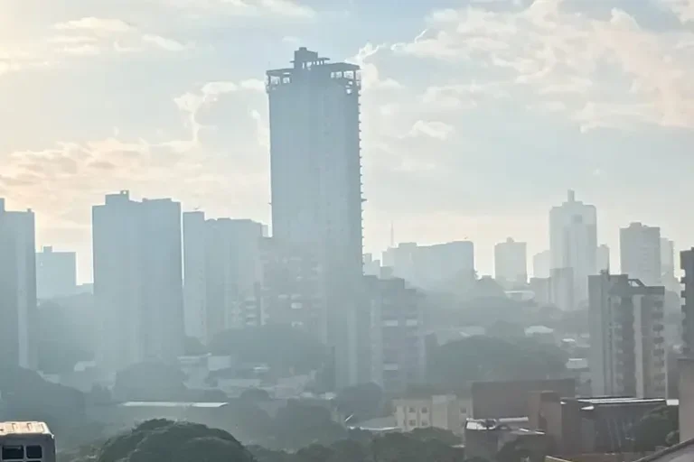 Umuarama terá sexta de instabilidade e fim de semana com sol e calor moderado