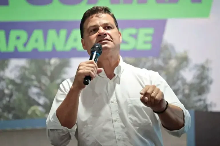 Ratinho Junior escolhe Sandro Alex como candidato à sucessão no Governo do Paraná