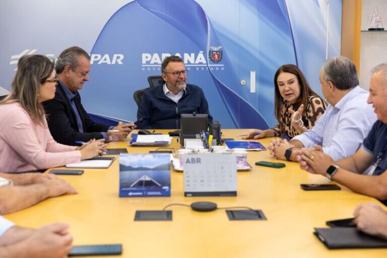 Sanepar, IAT e Cibax firmam compromisso para plano de manejo da Bacia do Rio Xambrê