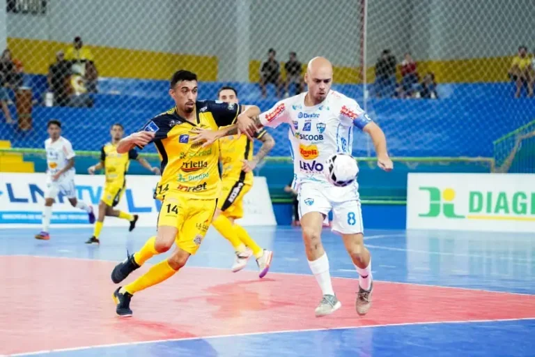 Umuarama Futsal vence na prorrogação e entra para a história na estreia da Copa LNF