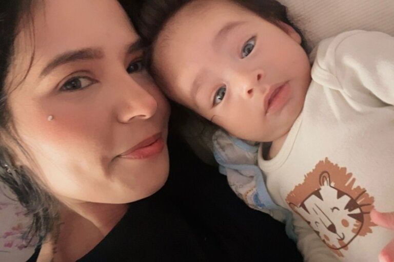Bebê de seis meses inicia tratamento inovador contra hemofilia no Paraná