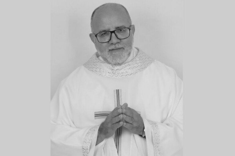 Velório do Padre Lailson acontece nesta segunda-feira na Catedral de Umuarama