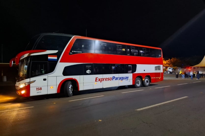 Piratas do asfalto assaltam ônibus na PR-317 e fogem levando pertences de passageiros