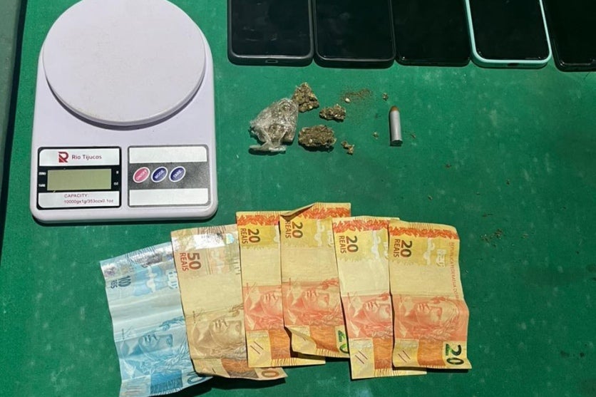 PM registra apreensões de drogas em Umuarama e Alto Piquiri na noite de sexta-feira