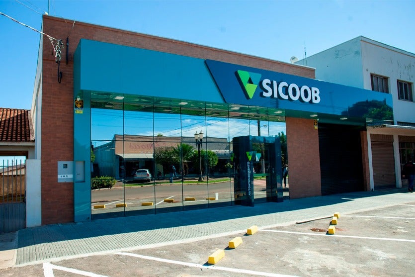 Cashback turbinado Sicoob gera retorno de R$ 49,8 bilhões a seus cooperados