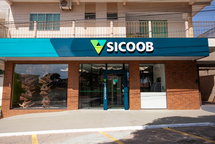 Cashback turbinado Sicoob gera retorno de R$ 49,8 bilhões a seus cooperados