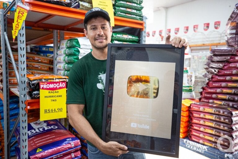 Youtuber de Umuarama abre duas lojas físicas voltadas ao cuidado com pets