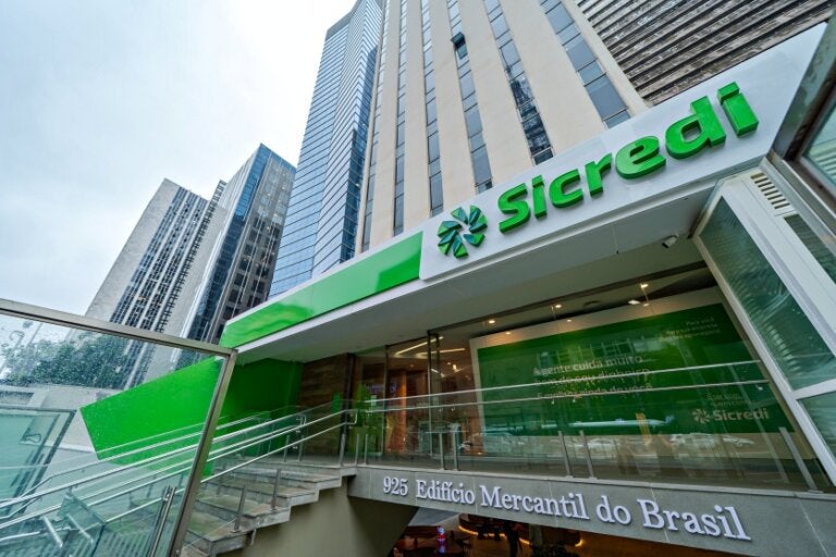 Sicredi celebra dez anos na Avenida Paulista e acelera expansão pela capital paulista