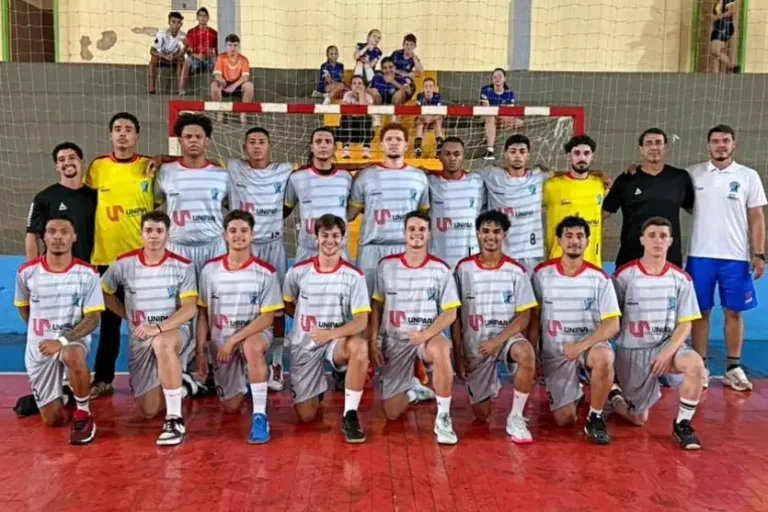 Umuarama vence e mantém liderança no Paranaense Adulto de Handebol