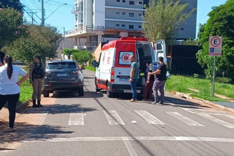 Criança de 11 anos é atropelada em avenida de Umuarama ao sair da escola