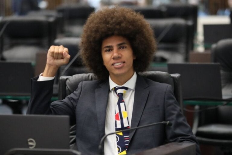 Conselho da Alep abre caminho para possível cassação de Renato Freitas