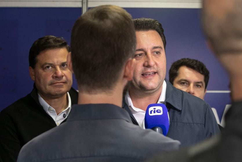 O governador Ratinho Junior durante entrevista.