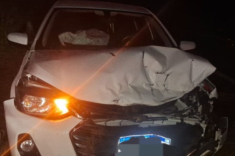 Colisão frontal deixa motorista ferido na rodovia PR-468, em Moreira Sales