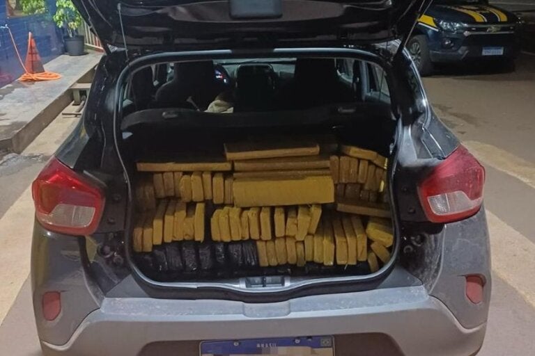 PRF apreende mais de 1,1 tonelada de drogas em operações em Guaíra e Icaraíma