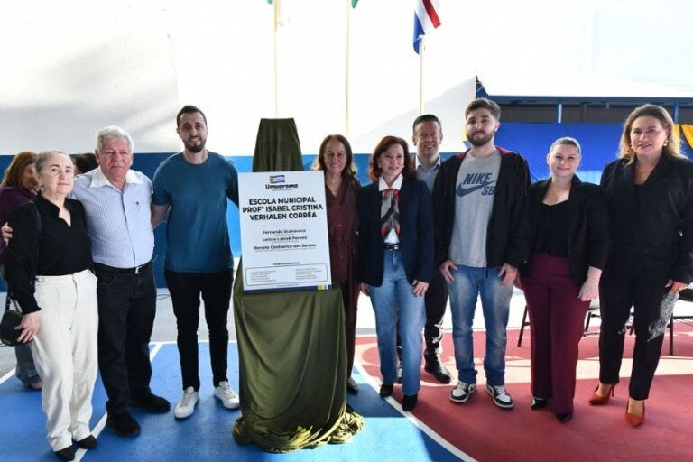 Umuarama inaugura escola municipal em tempo integral para 150 alunos