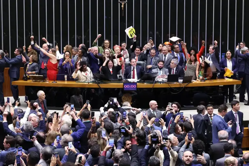 Câmra dos Deputados durante o resultado da votação da PEC do fim da escala 6x1.