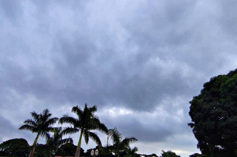 Inmet divulga alerta de possibilidade de chuvas intensas na região de Umuarama
