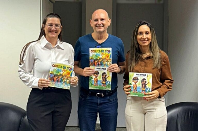 IFPR Umuarama lança livros infantis sobre criação, autoria e inteligência artificial