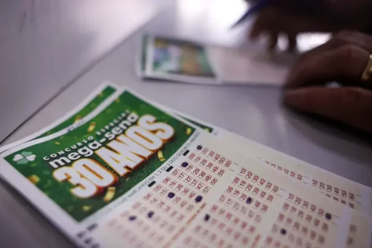 Duas apostas acertam a Mega-Sena e dividem prêmio de R$ 336 milhões; confira os números