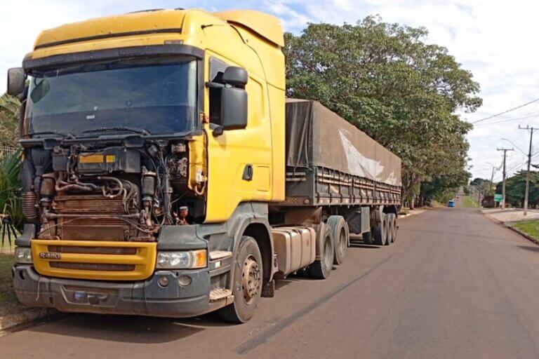 PM prende caminhoneiro paraguaio por embriaguez ao volante em Francisco Alves