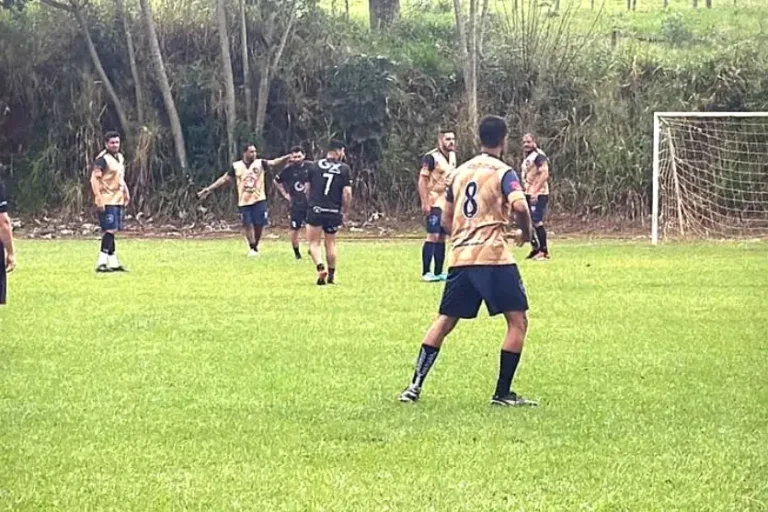 CFC Autorama emplaca a 6ª vitória seguida e sobe no ranking de futebol suíço