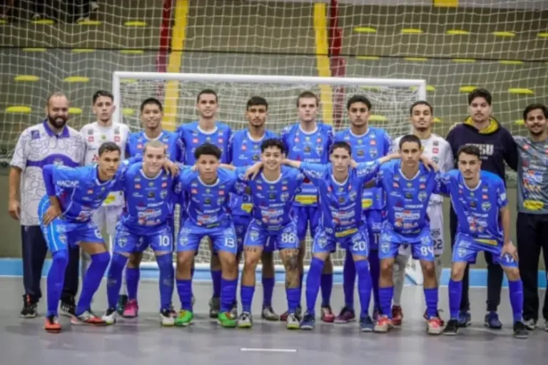 Umuarama Futsal goleia Toledo por 21 a 0 e garante liderança no Paranaense Sub-18