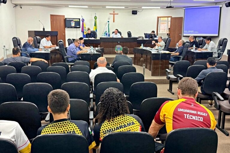 Câmara de Umuarama discute a LDO de 2027 e mudança no regimento interno