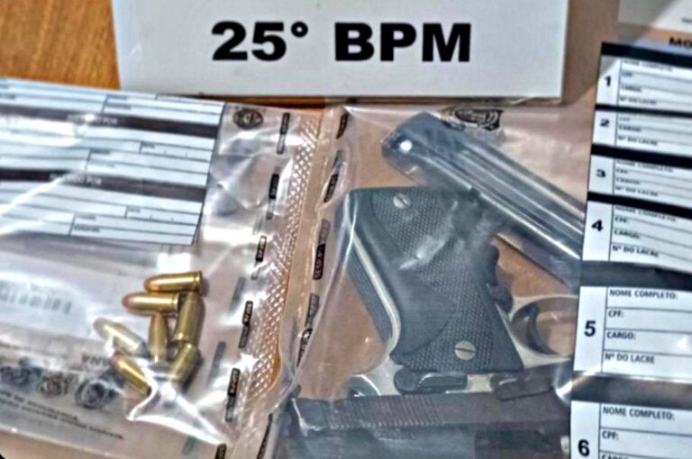 Partida de baralho em Umuarama acaba em briga e apreensão de pistola