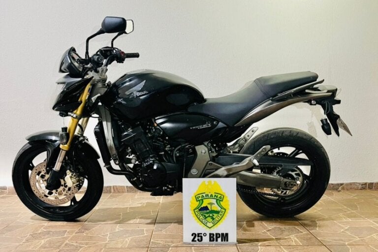 Moto apreendida pela PM em uma das ocorrências envolvendo Umuarama e Cafezal do Sul.
