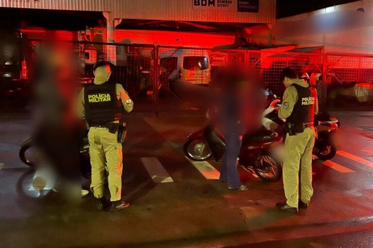 Foto de fiscalização de Lei Seca em Umuarama.