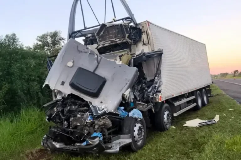 Acidente fatal interrompe trajetória de caminhoneiro de Tapejara em rodovia de SP