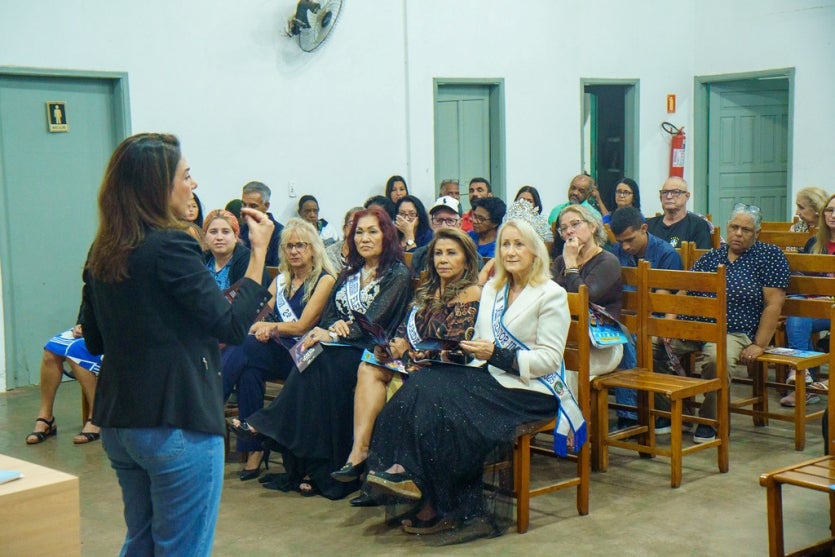 Reunião do Procon no Clube do Vovô em Umuarama.
