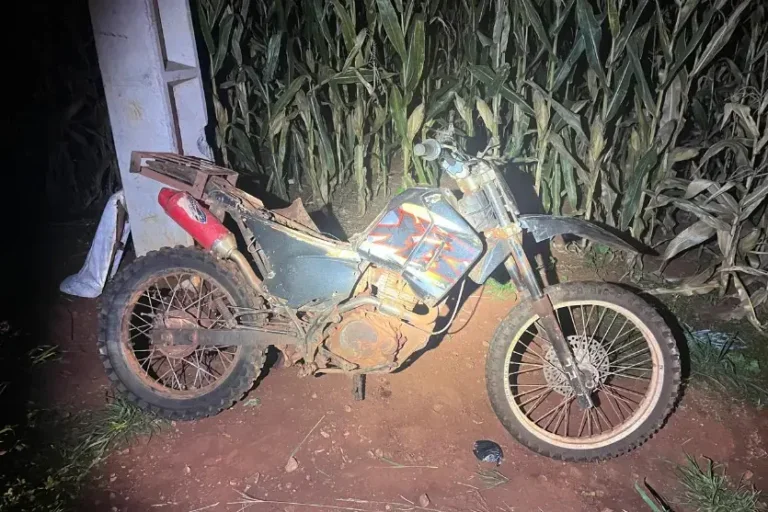 Motociclista fica gravemente ferido após colisão com carro na PR-474