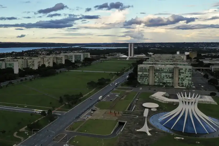 Sede dos poderes em Brasília.