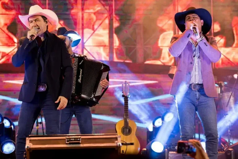 Icaraíma celebra 66 anos com show de Brenno Reis & Marco Viola em praça pública