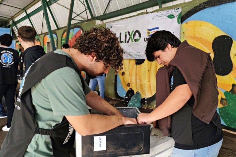 Umuarama: Campanha e-Lixo recebe mais de 3,7 toneladas de descarte eletroeletrônico