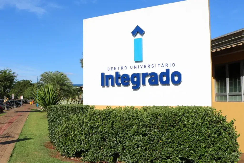 Centro Universitário Integrado realiza vestibular de Medicina com prova presencial em Umuarama