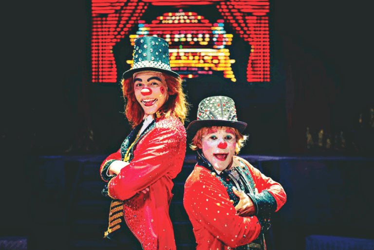 Circo Fantástico chega a Umuarama com espetáculo de magia e adrenalina