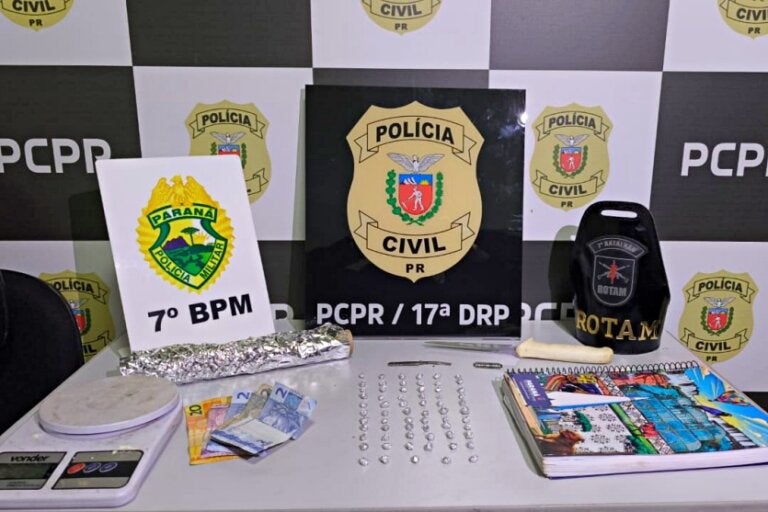 PCPR e PM fecham ponto de tráfico de drogas e prendem mulheres em Cruzeiro do Oeste