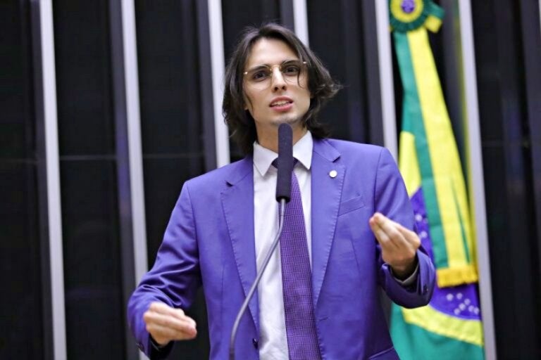 Deputado vai propor PEC que extingue cargo de vereador em cidades pequenas