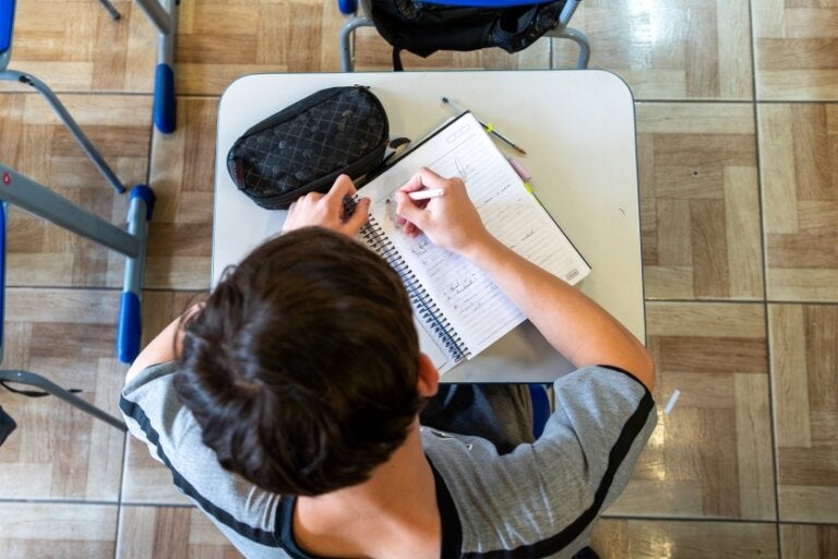 Prazo para estudantes confirmarem participação no Enem é prorrogado até 12 de junho.