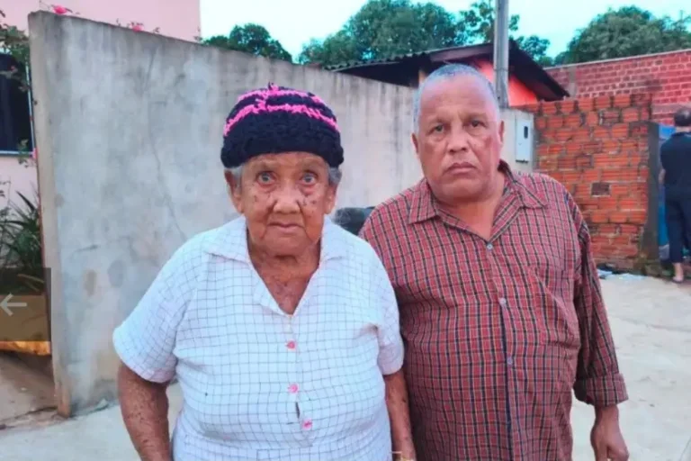 Família perde casa em incêndio em Cruzeiro do Oeste e pede ajuda para recomeçar