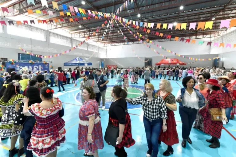 Festa junina do projeto Vida Ativa reúne idosos de Umuarama nesta quarta-feira