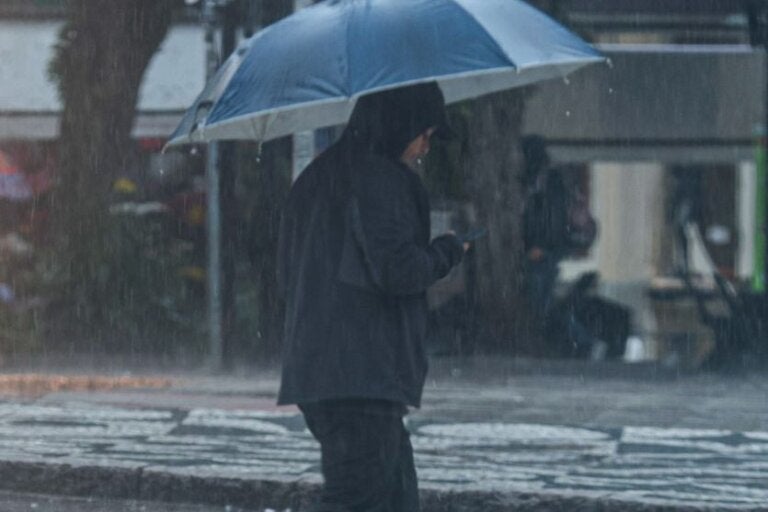 Umuarama entra em alerta para chuva volumosa e temperaturas abaixo dos 20°C
