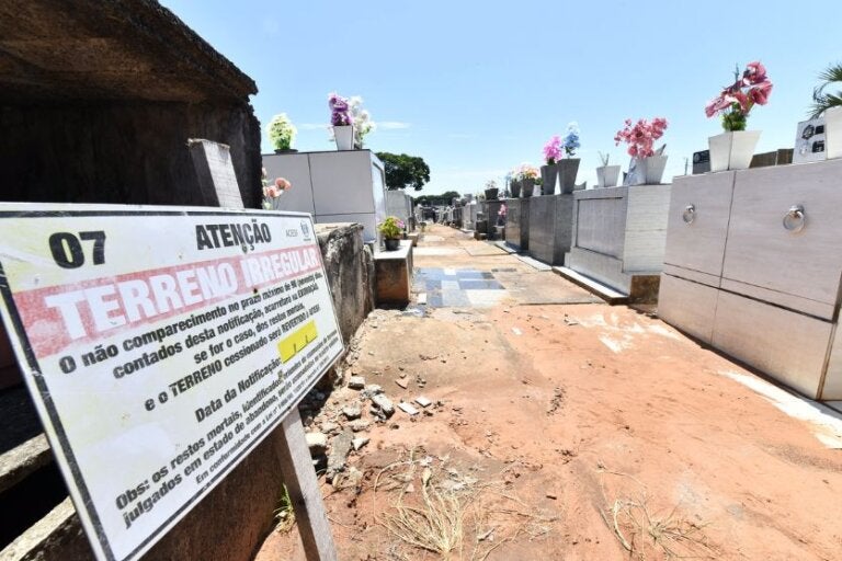 Acesf convoca concessionários para atualização cadastral de terrenos no Cemitério