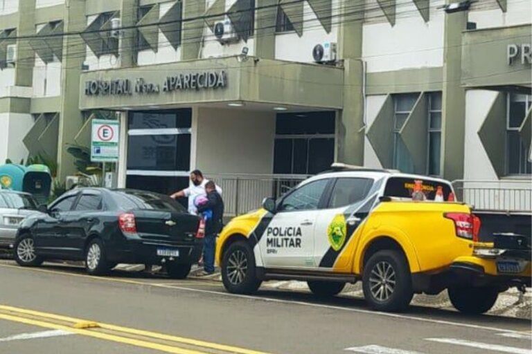 Adolescente de bicicleta fica ferido após acidente com caminhonete na PR-182, em Umuarama