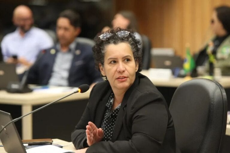 MP denuncia vereadora de Londrina por desvio de R$ 1,6 mi de entidade de proteção animal
