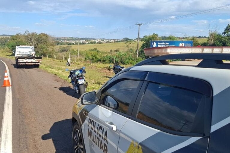 Motociclista fica ferido após acidente na PR-323 entre Umuarama e Cruzeiro do Oeste