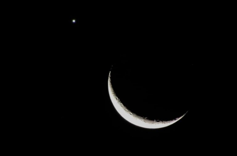 Leitores de OBemdito registram conjunção astronômica entre lua, vênus e júpiter nesta noite
