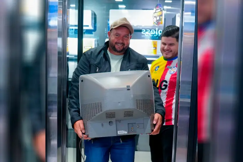 LG Importados atrai grande público com a campanha “Convocados da Troca”